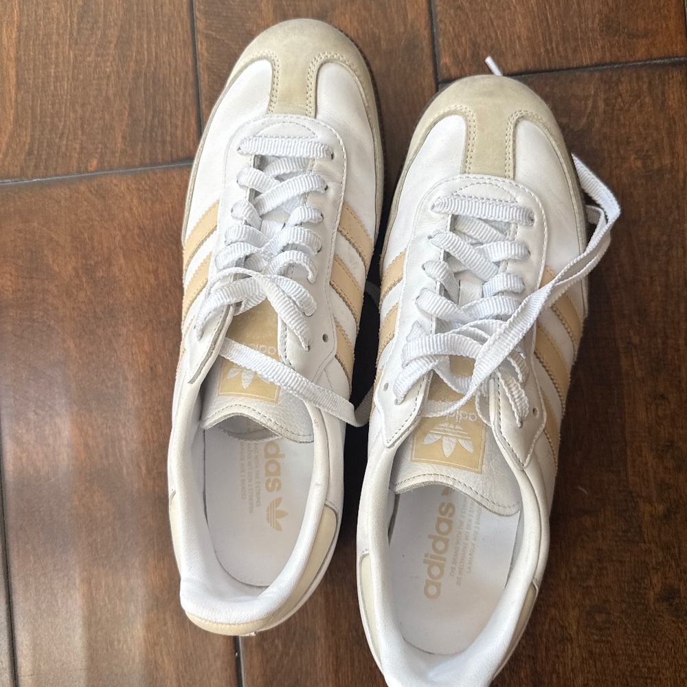 Adidas Sambas